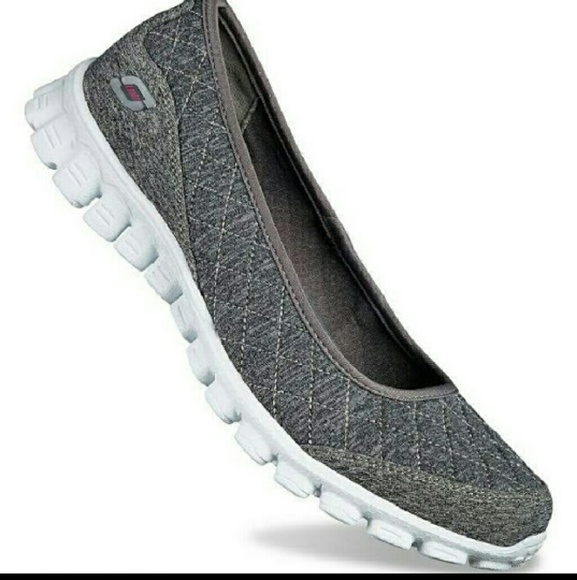 skechers quilted slip on